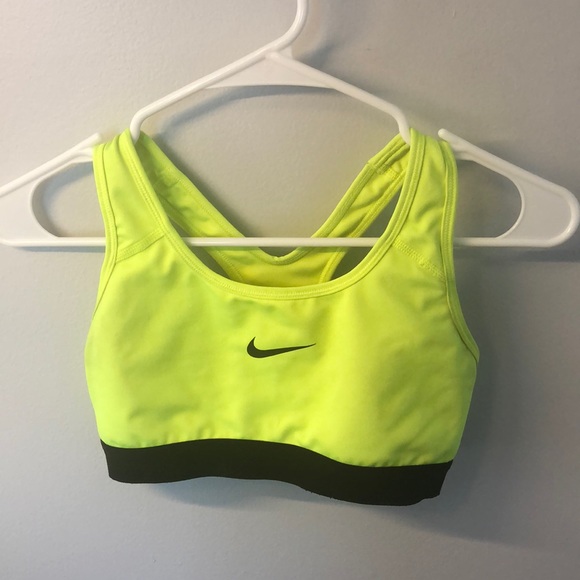 Nike dri fit sports bra - Picture 1 of 3
